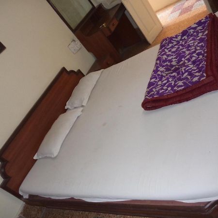 Hotel Neelkamal อินดอร์ ภายนอก รูปภาพ