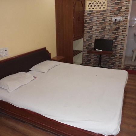 Hotel Neelkamal อินดอร์ ภายนอก รูปภาพ